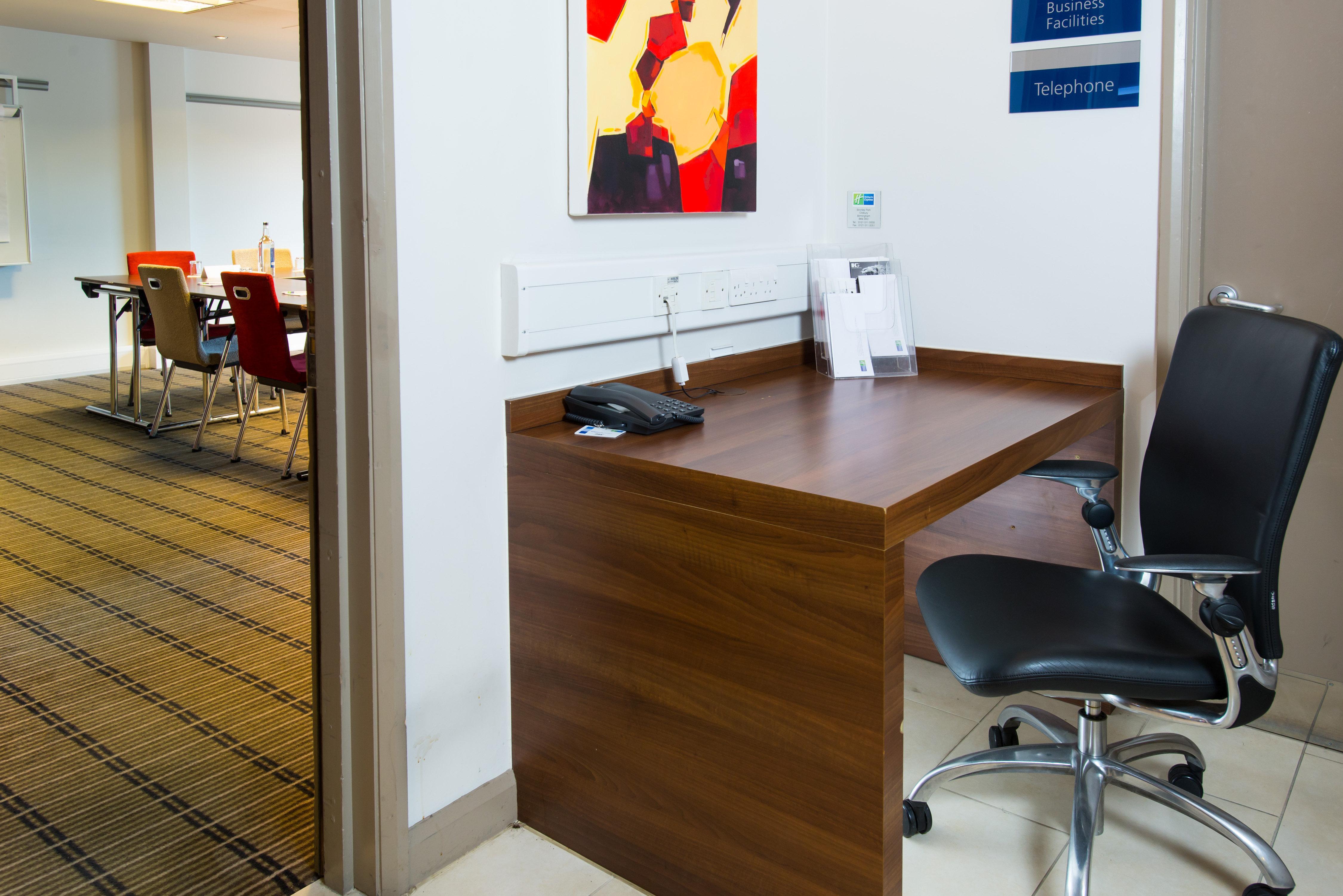 Holiday Inn Express Birmingham Oldbury By Ihg Ngoại thất bức ảnh