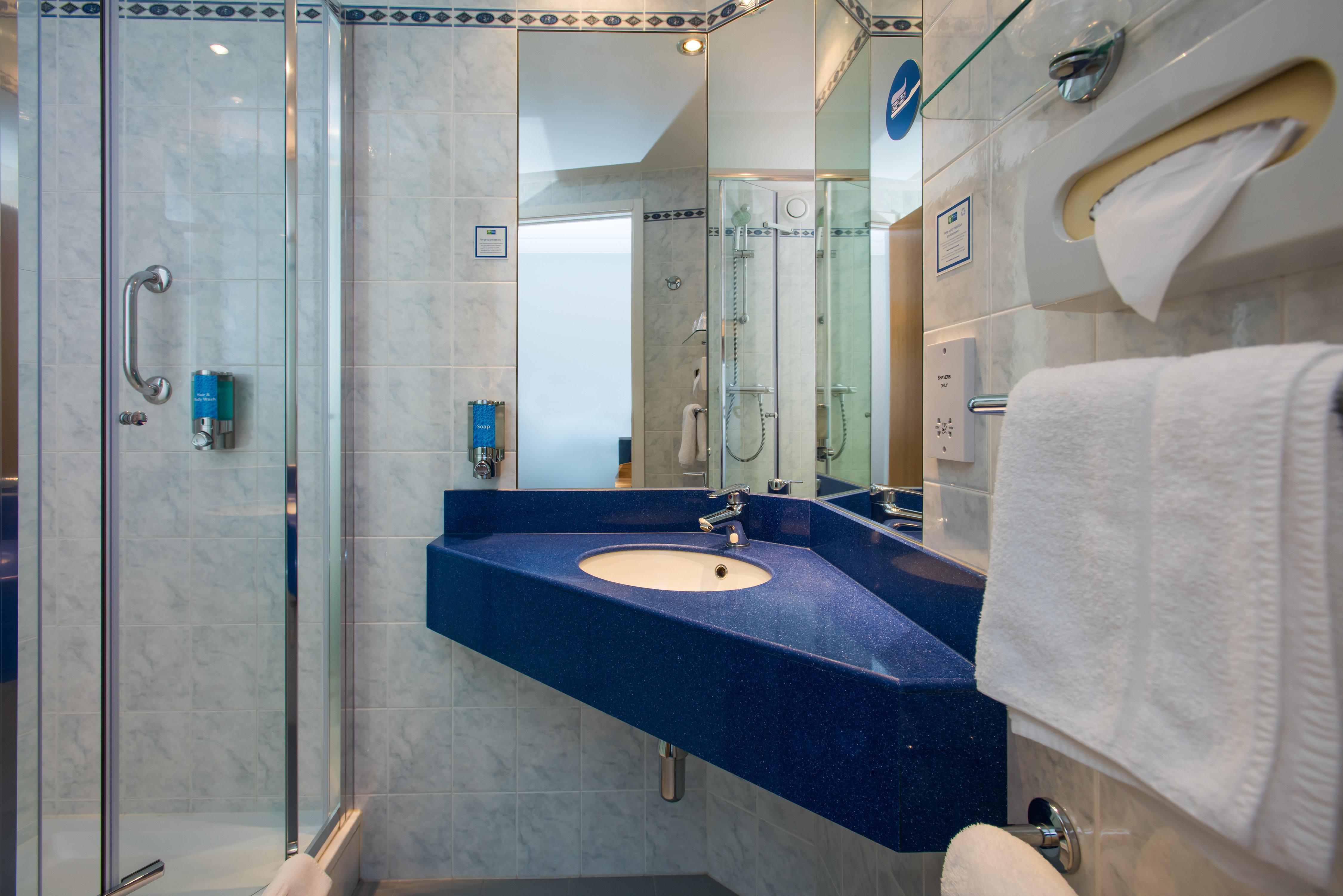Holiday Inn Express Birmingham Oldbury By Ihg Ngoại thất bức ảnh