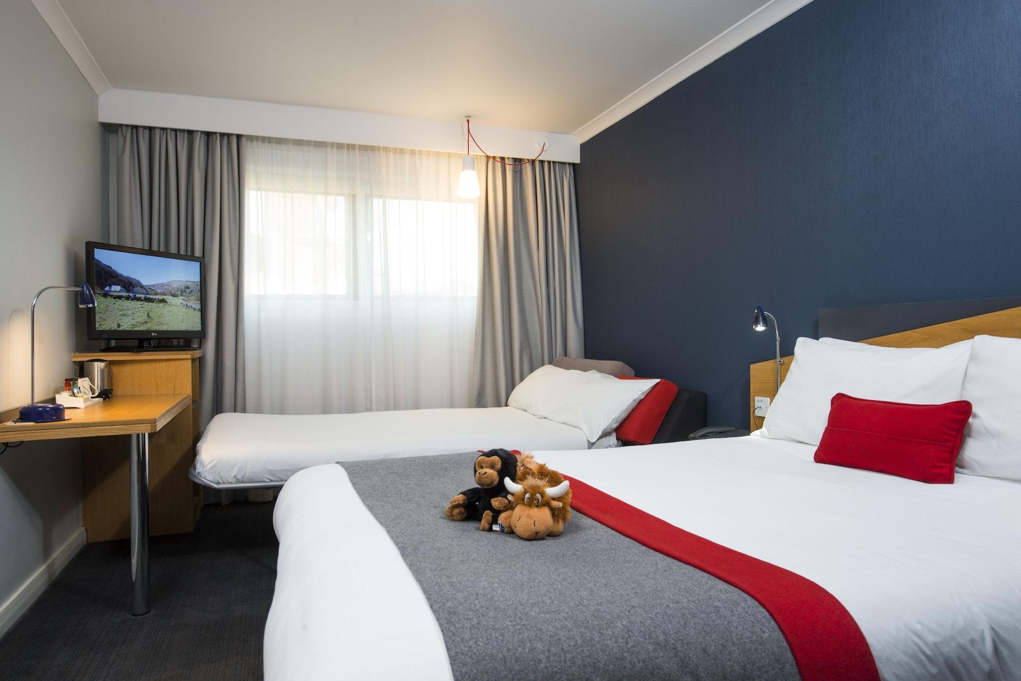 Holiday Inn Express Birmingham Oldbury By Ihg Ngoại thất bức ảnh